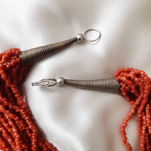 Vintage Tibetan Genuine Red Coral Necklace 20-Strand Twisted Bali Silver Locket - Picture 9 of 11